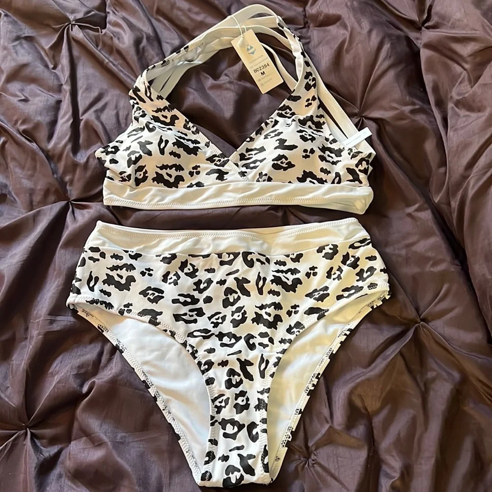 Beachsissi nwt bikini - Picture 2 of 6